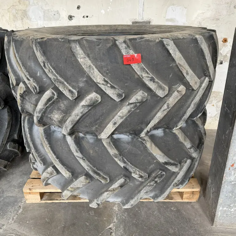 Set of Continental Tractor Tires – 650/75 R 32 Contract AC 70 G (2 tires) on Pa Continental Contract AC 70 G