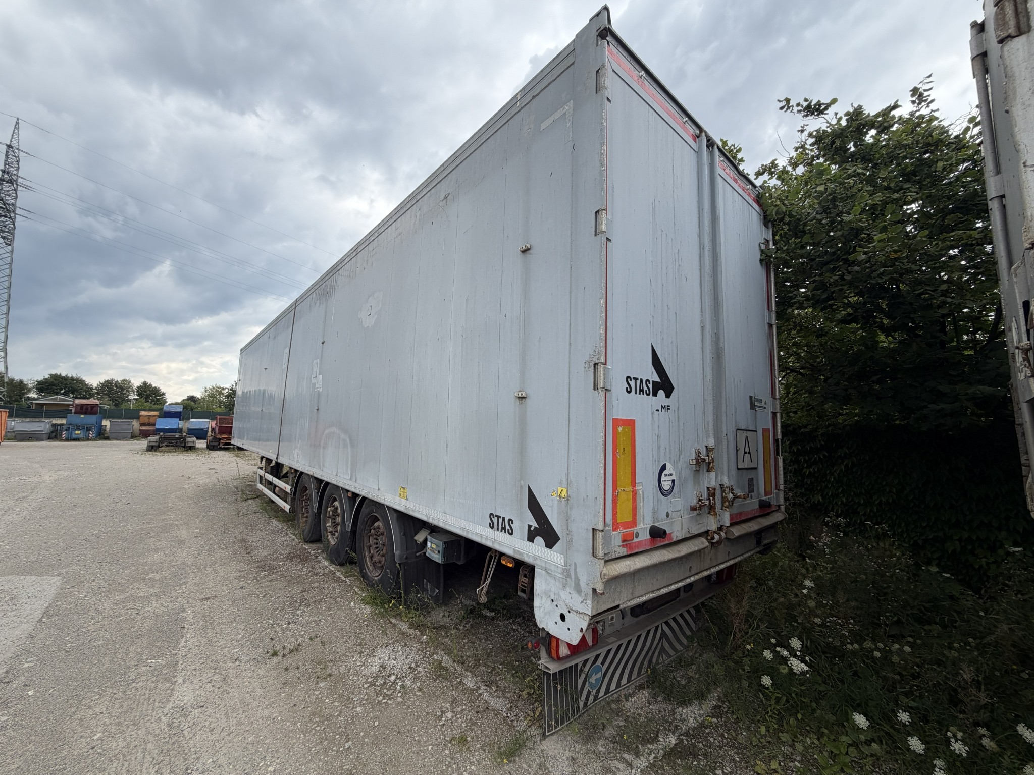 Various vehicles/trucks and various BGA-17