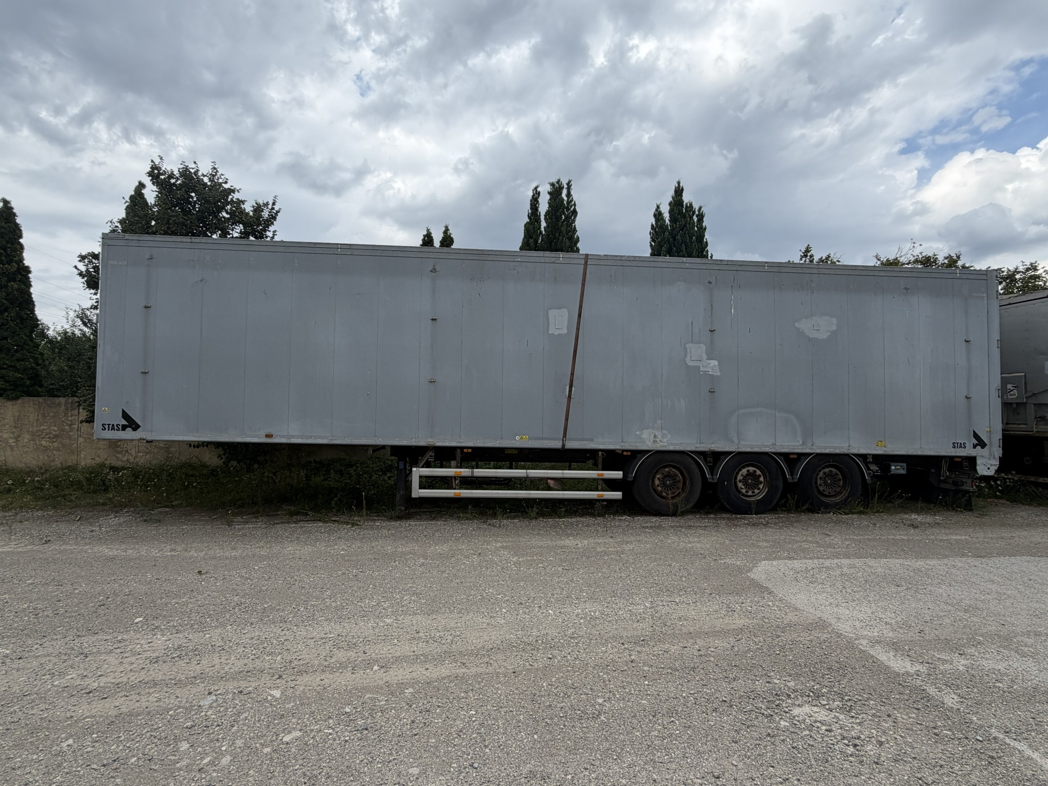 Various vehicles/trucks and various BGA-7