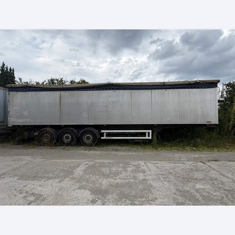 různá vozidla/nákladní automobily a různé BGA-1