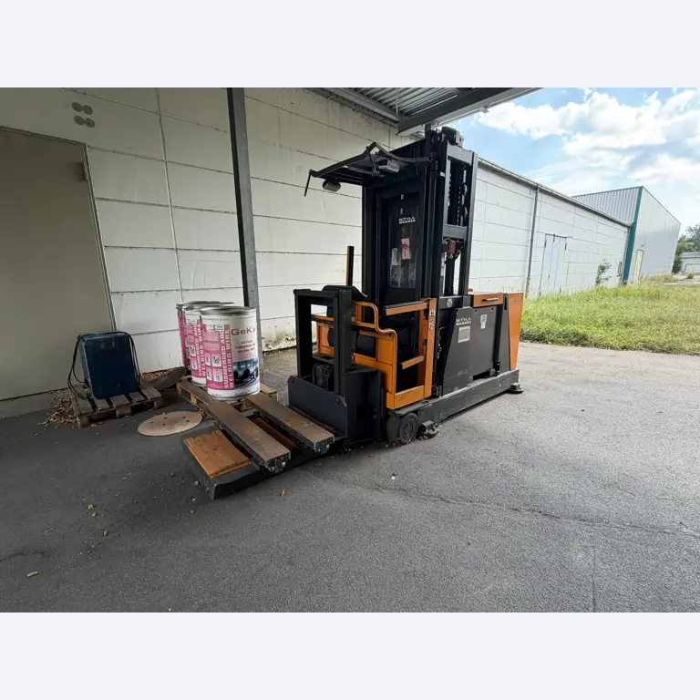 Various vehicles/trucks and various BGA-5