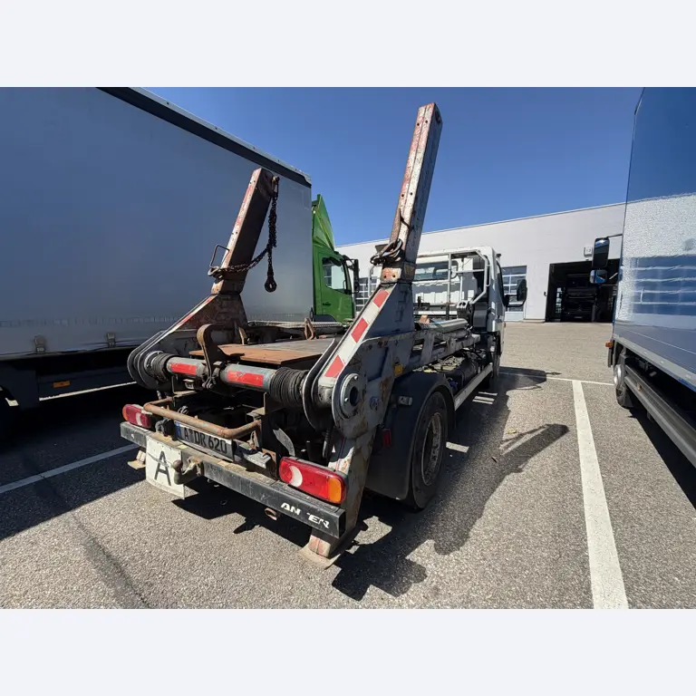 různá vozidla/nákladní automobily a různé BGA-6