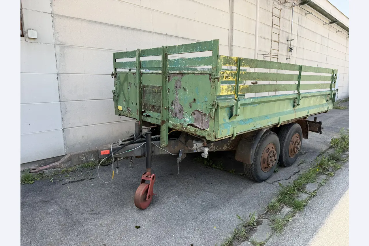 Various vehicles/trucks and various BGA-1