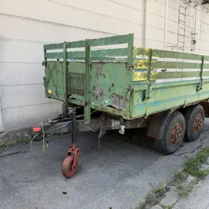 Trailer