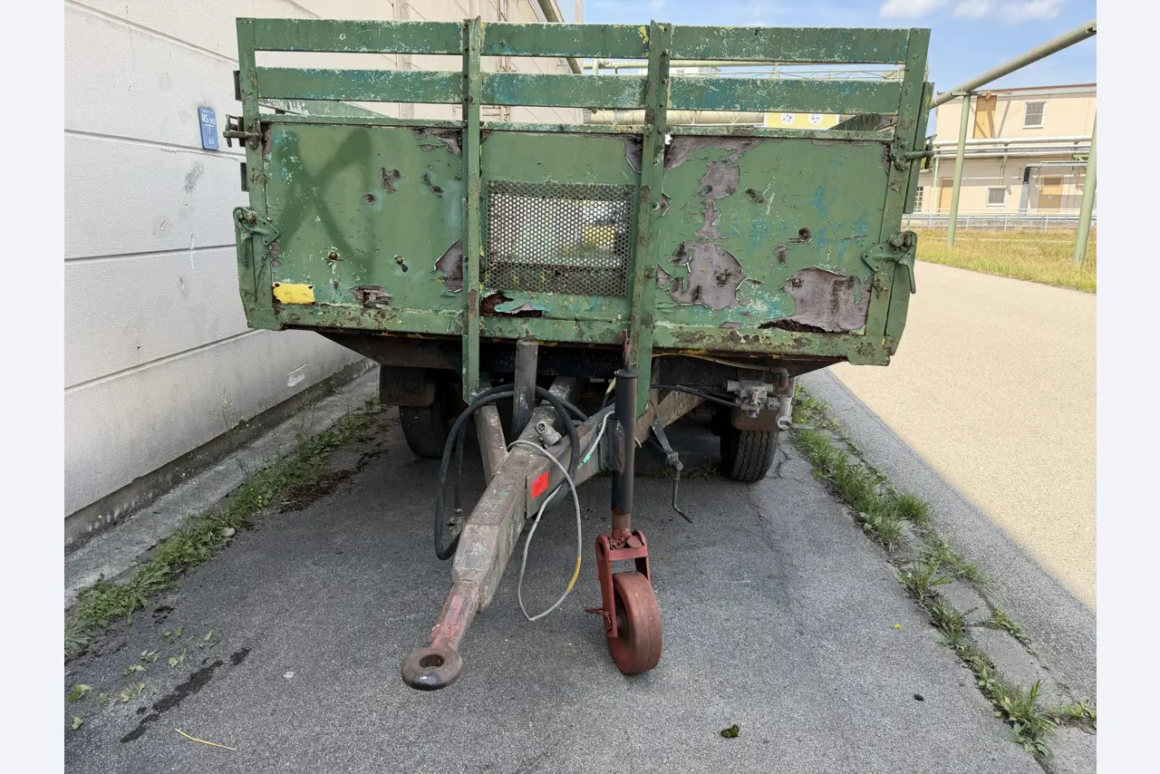 Various vehicles/trucks and various BGA-4