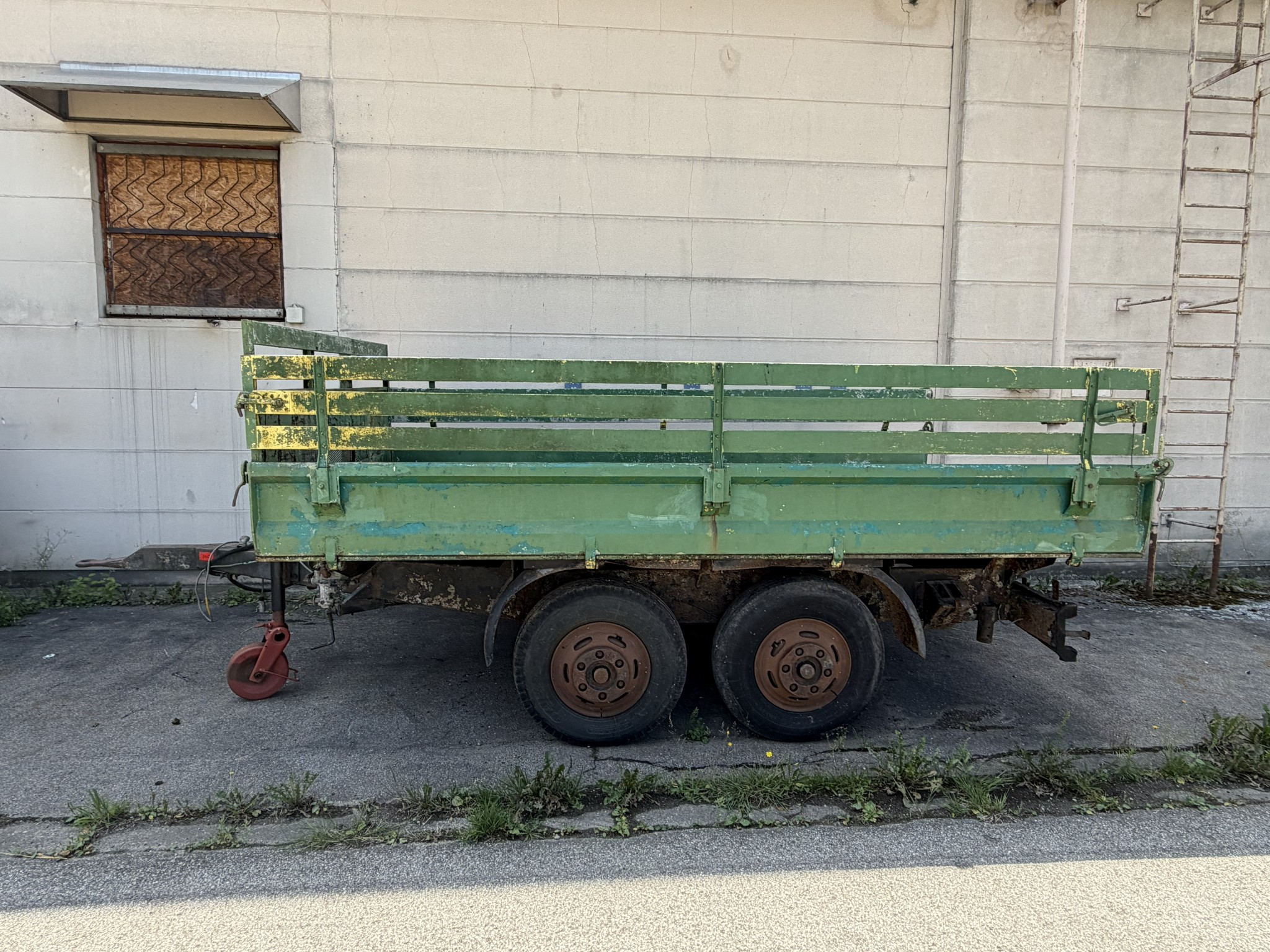 Various vehicles/trucks and various BGA-5