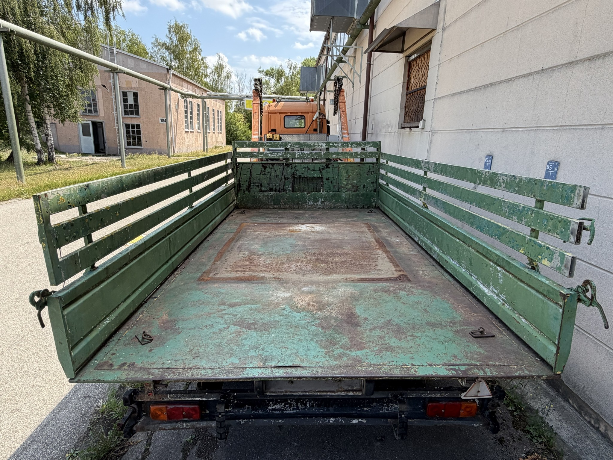 Various vehicles/trucks and various BGA-6