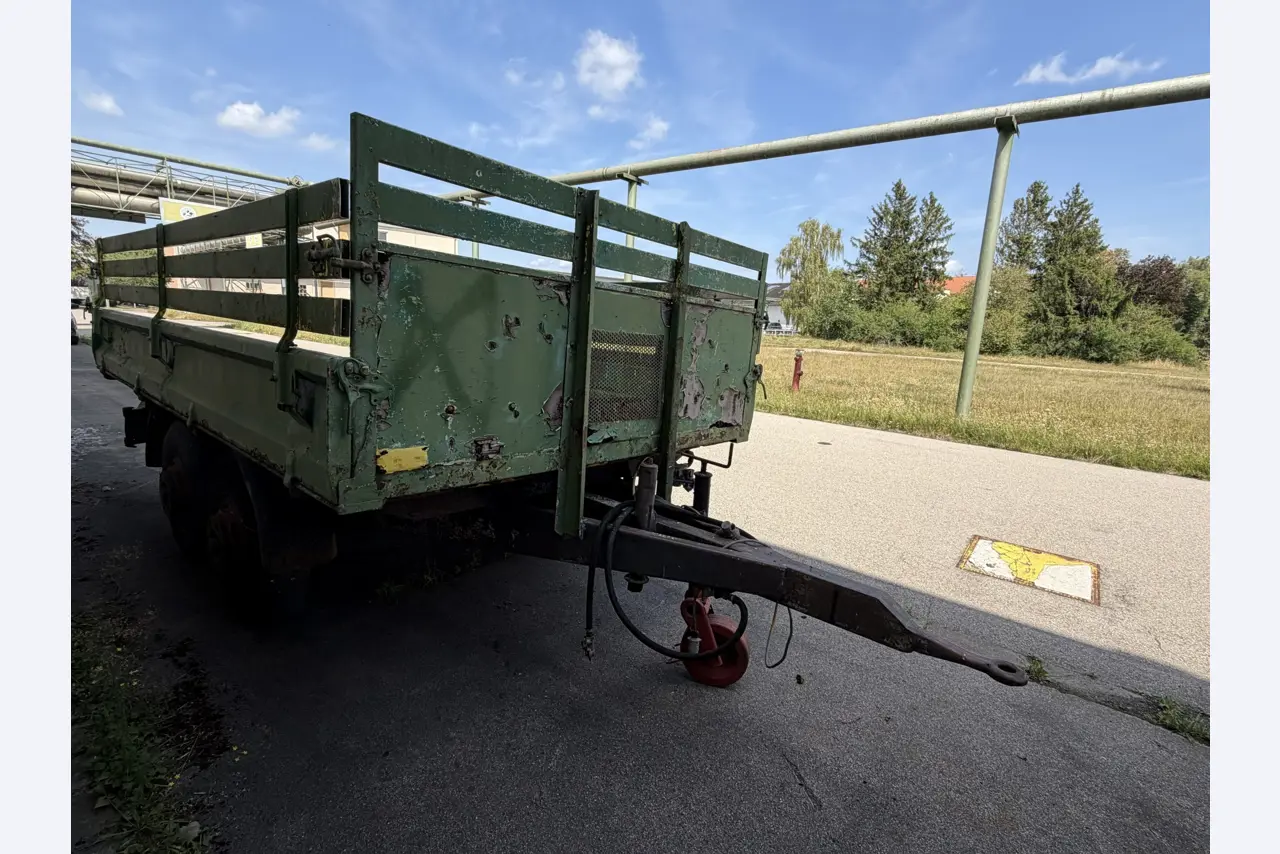 Various vehicles/trucks and various BGA-8