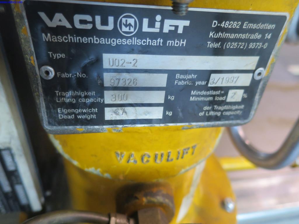 Dobrze utrzymane maszyny do obróbki blachy, sprzęt spawalniczy, stoły spawalnicze, wyposażenie fabryczne i biurowe-4