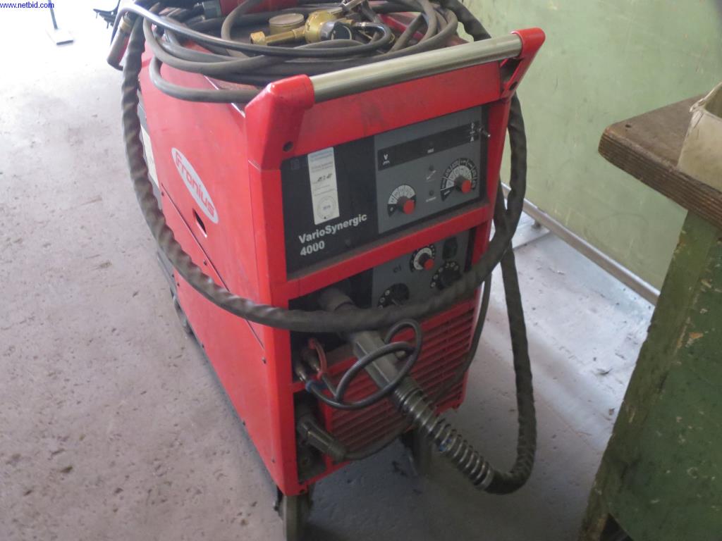 gepflegte Blechbearbeitungsmaschinen, Schweißgeräte, Schweißtische, Betriebs- und Geschäftsausstattung -1