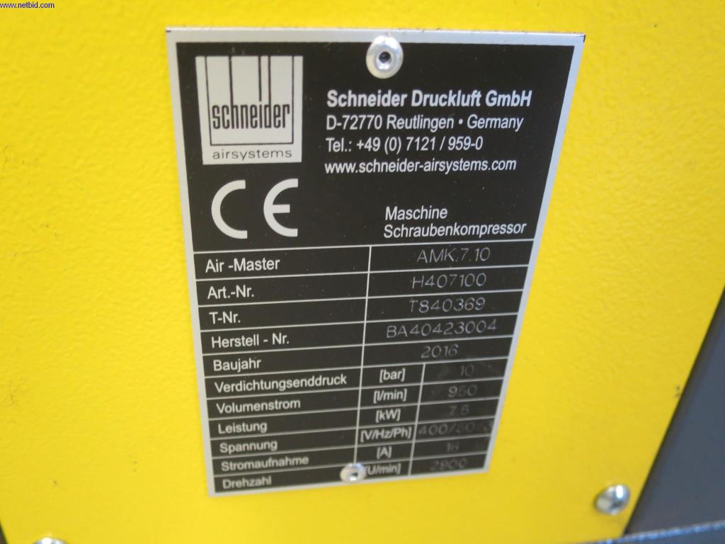 Dobrze utrzymane maszyny do obróbki blachy, sprzęt spawalniczy, stoły spawalnicze, wyposażenie fabryczne i biurowe-2