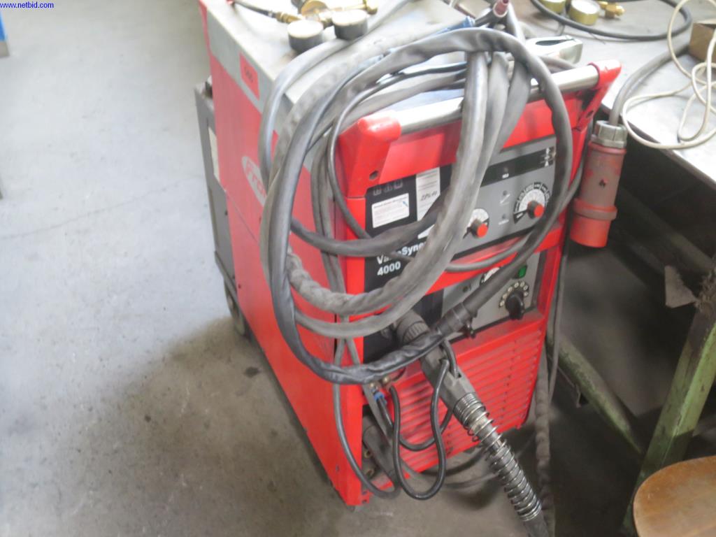 gepflegte Blechbearbeitungsmaschinen, Schweißgeräte, Schweißtische, Betriebs- und Geschäftsausstattung -1