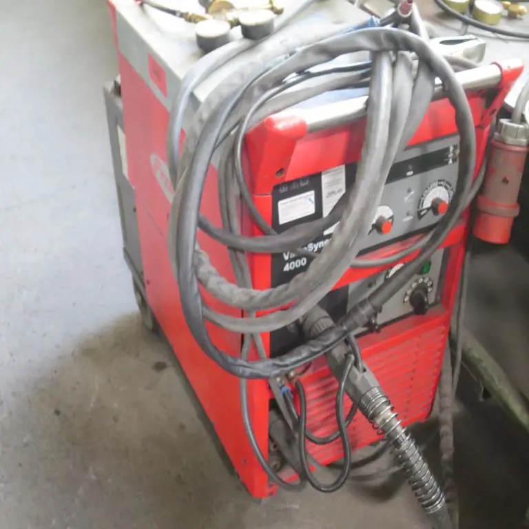 Varilni stroj MIG/MAG Fronius Vario Synergic 4000