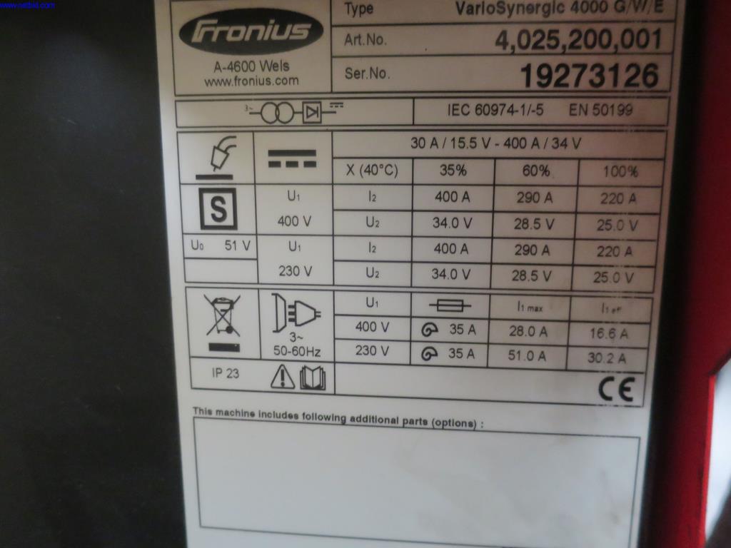 Máquinas para trabalhar chapas metálicas, equipamento de soldadura, mesas de soldadura, equipamento de fábrica e de escritório bem conservados-3
