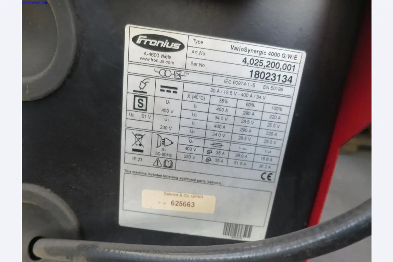 Dobrze utrzymane maszyny do obróbki blachy, sprzęt spawalniczy, stoły spawalnicze, wyposażenie fabryczne i biurowe-3