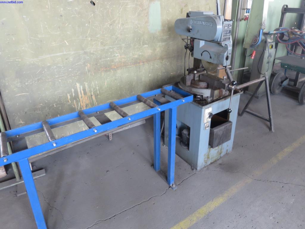 Máquinas para trabalhar chapas metálicas, equipamento de soldadura, mesas de soldadura, equipamento de fábrica e de escritório bem conservados-2