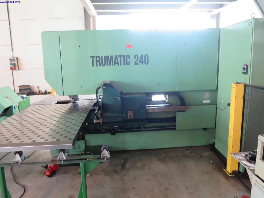 gepflegte Blechbearbeitungsmaschinen, Schweißgeräte, Schweißtische, Betriebs- und Geschäftsausstattung -3