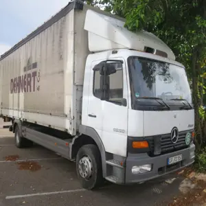 Camion Mercedes-Benz 1223 Atego