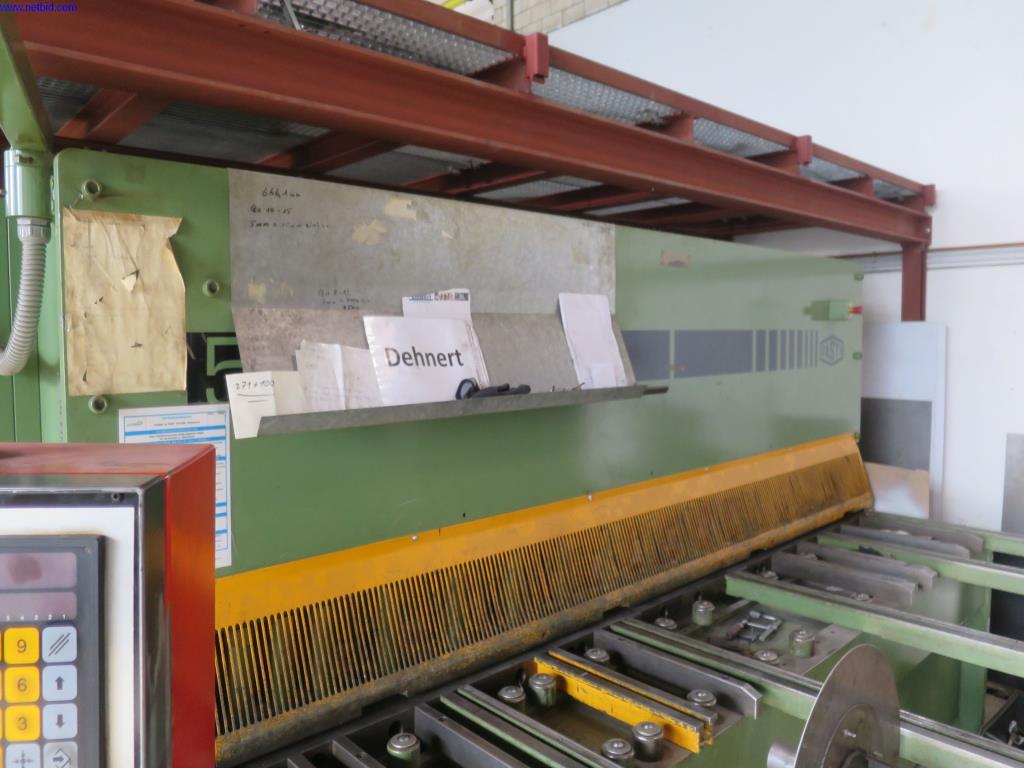 gepflegte Blechbearbeitungsmaschinen, Schweißgeräte, Schweißtische, Betriebs- und Geschäftsausstattung -3