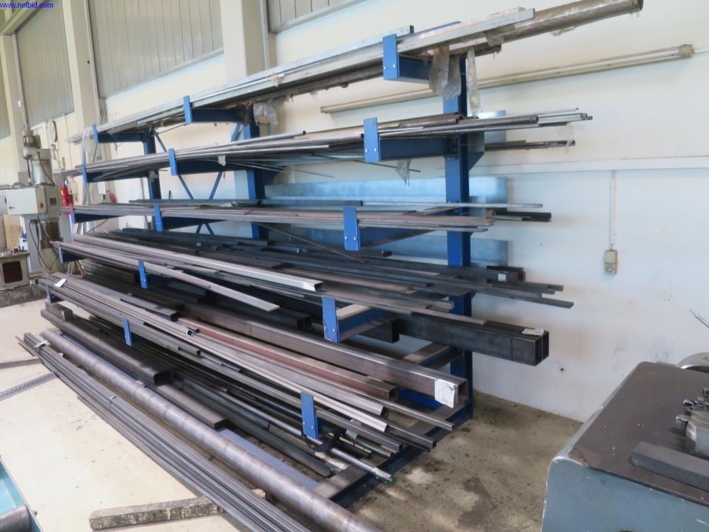 Dobrze utrzymane maszyny do obróbki blachy, sprzęt spawalniczy, stoły spawalnicze, wyposażenie fabryczne i biurowe-2