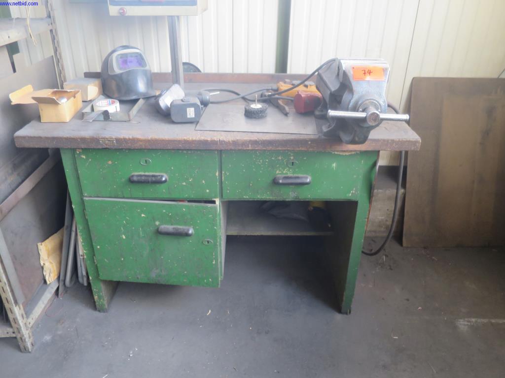 gepflegte Blechbearbeitungsmaschinen, Schweißgeräte, Schweißtische, Betriebs- und Geschäftsausstattung -5