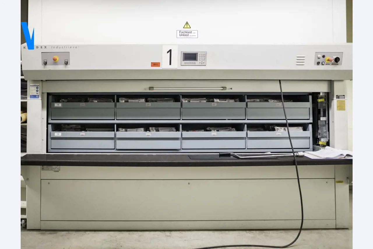 Offsetdruck,  Druckvorstufe, Weiterverarbeitung und Kartonagenherstellung-1