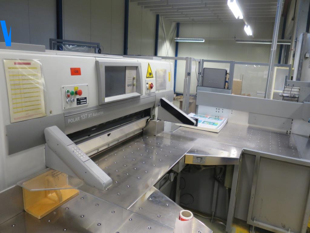 Impressão offset, pré-impressão, acabamento e produção de cartão-7