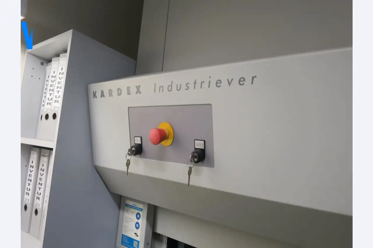 Offsetdruck,  Druckvorstufe, Weiterverarbeitung und Kartonagenherstellung-3