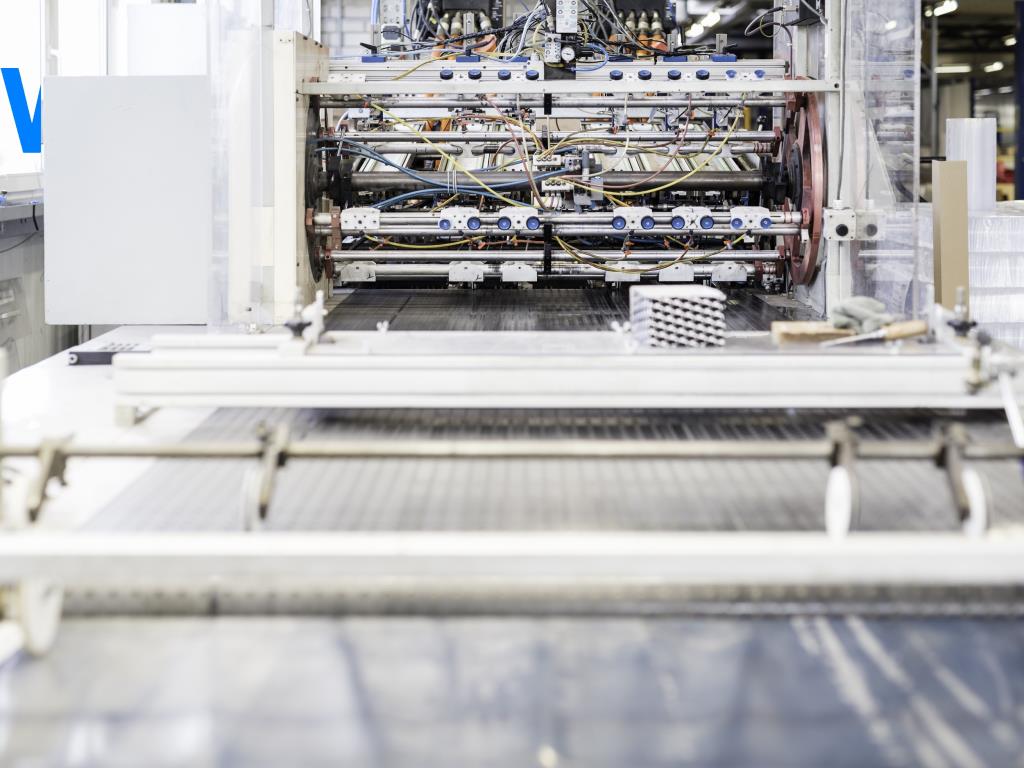 Impressão offset, pré-impressão, acabamento e produção de cartão-3