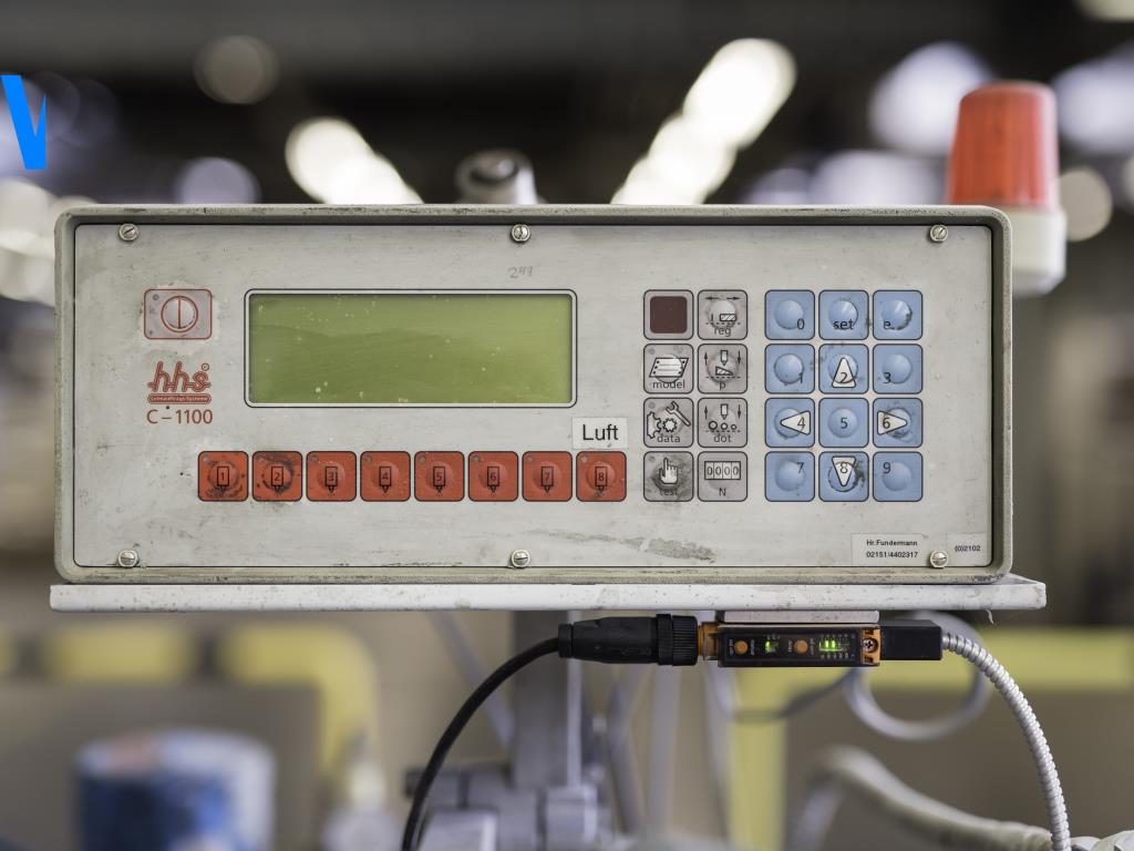 Impressão offset, pré-impressão, acabamento e produção de cartão-8