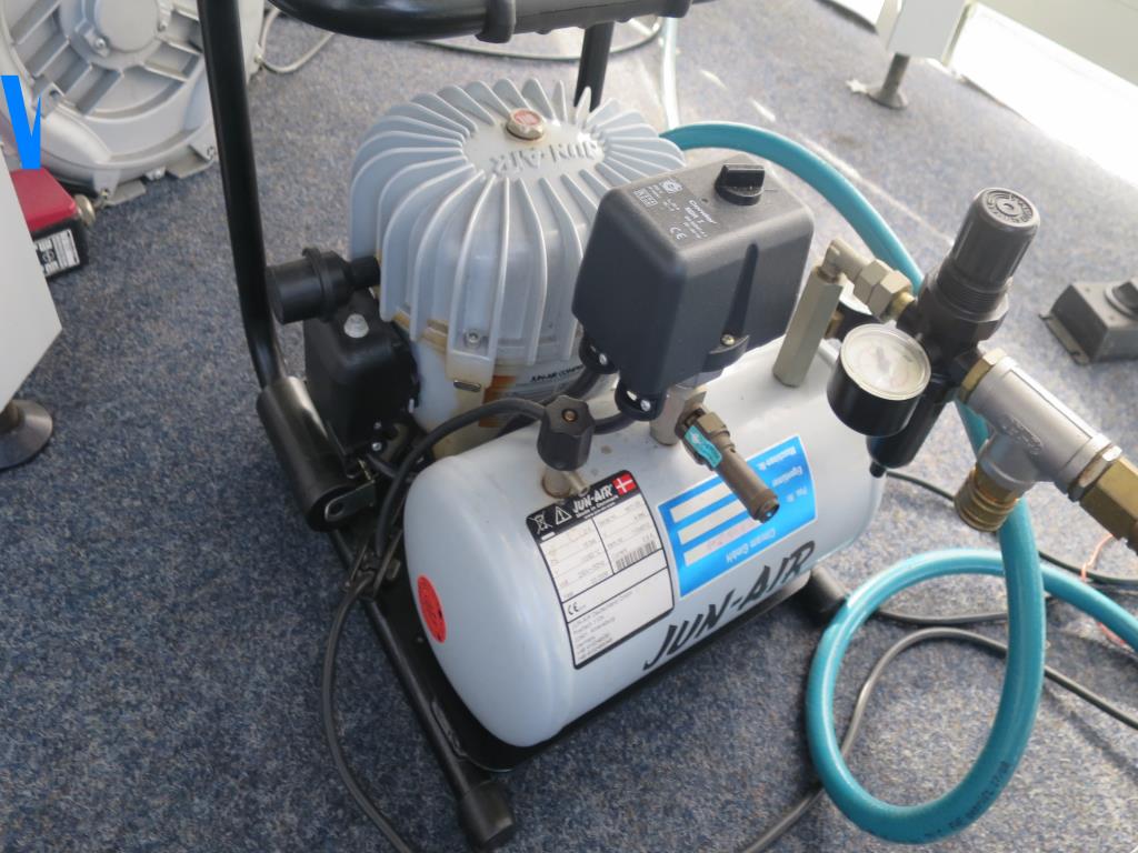 Impressão offset, pré-impressão, acabamento e produção de cartão-5