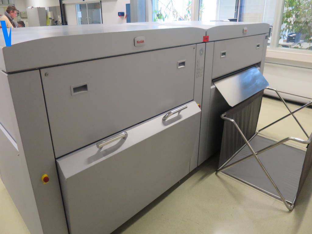 Impressão offset, pré-impressão, acabamento e produção de cartão-6