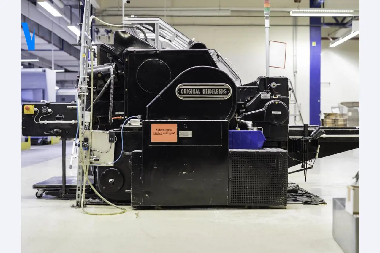 Impresión offset, preimpresión, acabado y producción de cartón-3