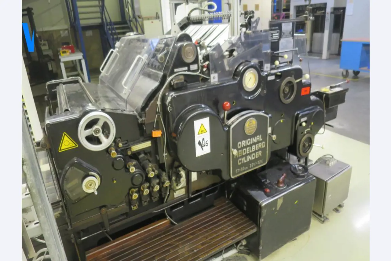 Impresión offset, preimpresión, acabado y producción de cartón-7