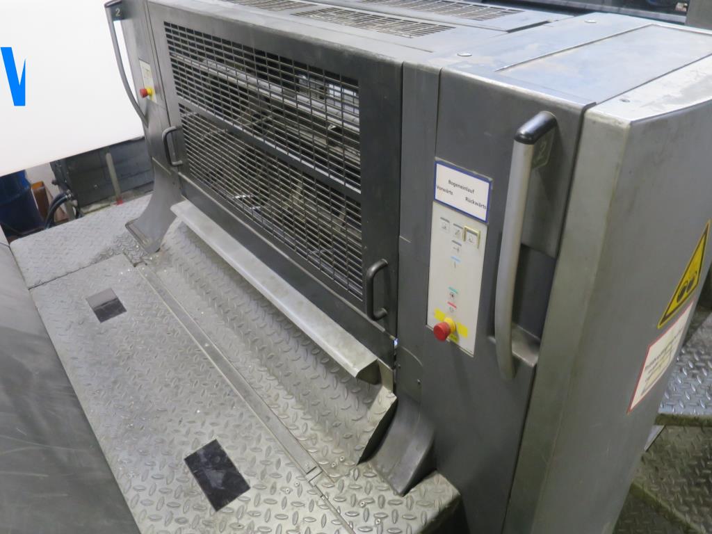 Impressão offset, pré-impressão, acabamento e produção de cartão-13