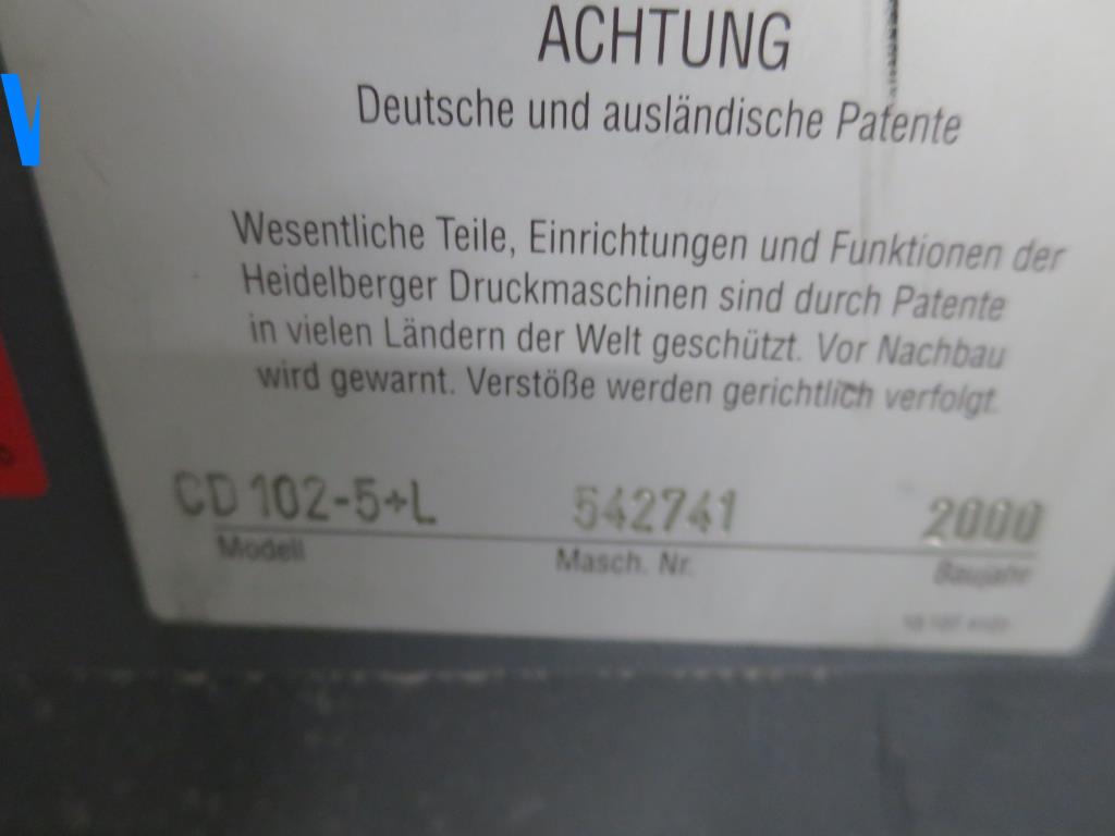 Impressão offset, pré-impressão, acabamento e produção de cartão-11