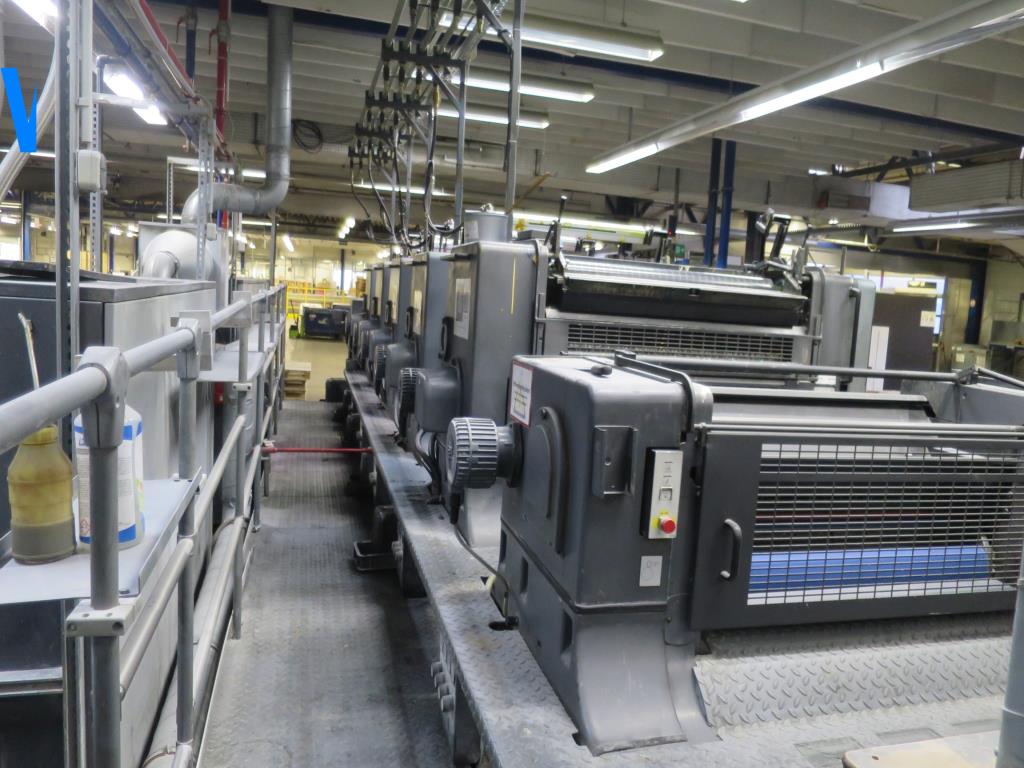 Impressão offset, pré-impressão, acabamento e produção de cartão-4