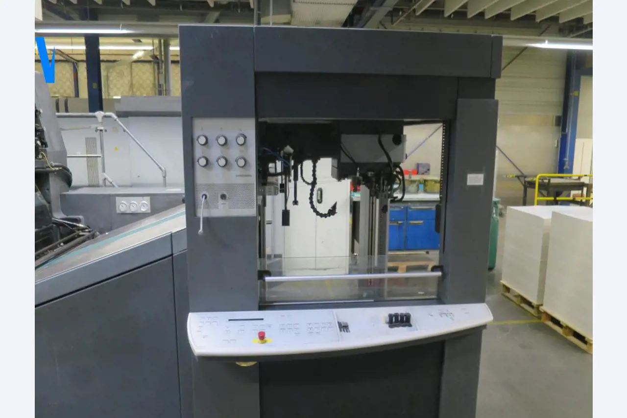 Ofsetový tisk, předtisková příprava, dokončovací práce a výroba kartonů-10