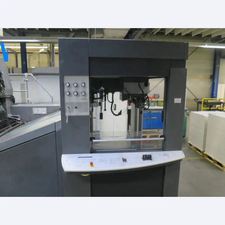 Ofsetový tisk, předtisková příprava, dokončovací práce a výroba kartonů-10