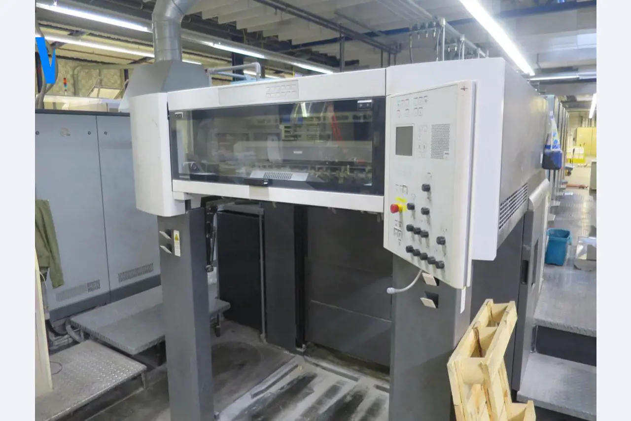 Ofsetový tisk, předtisková příprava, dokončovací práce a výroba kartonů-12