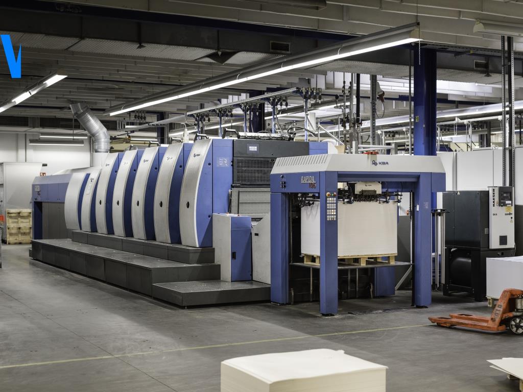 Impressão offset, pré-impressão, acabamento e produção de cartão-15