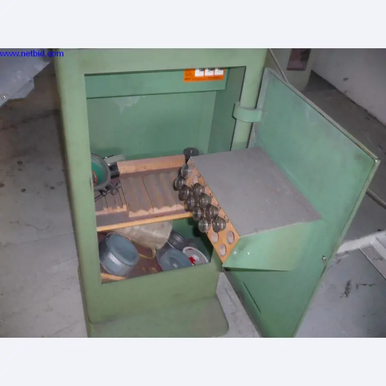 Moldeo por inyección de plásticos y máquinas herramienta-2