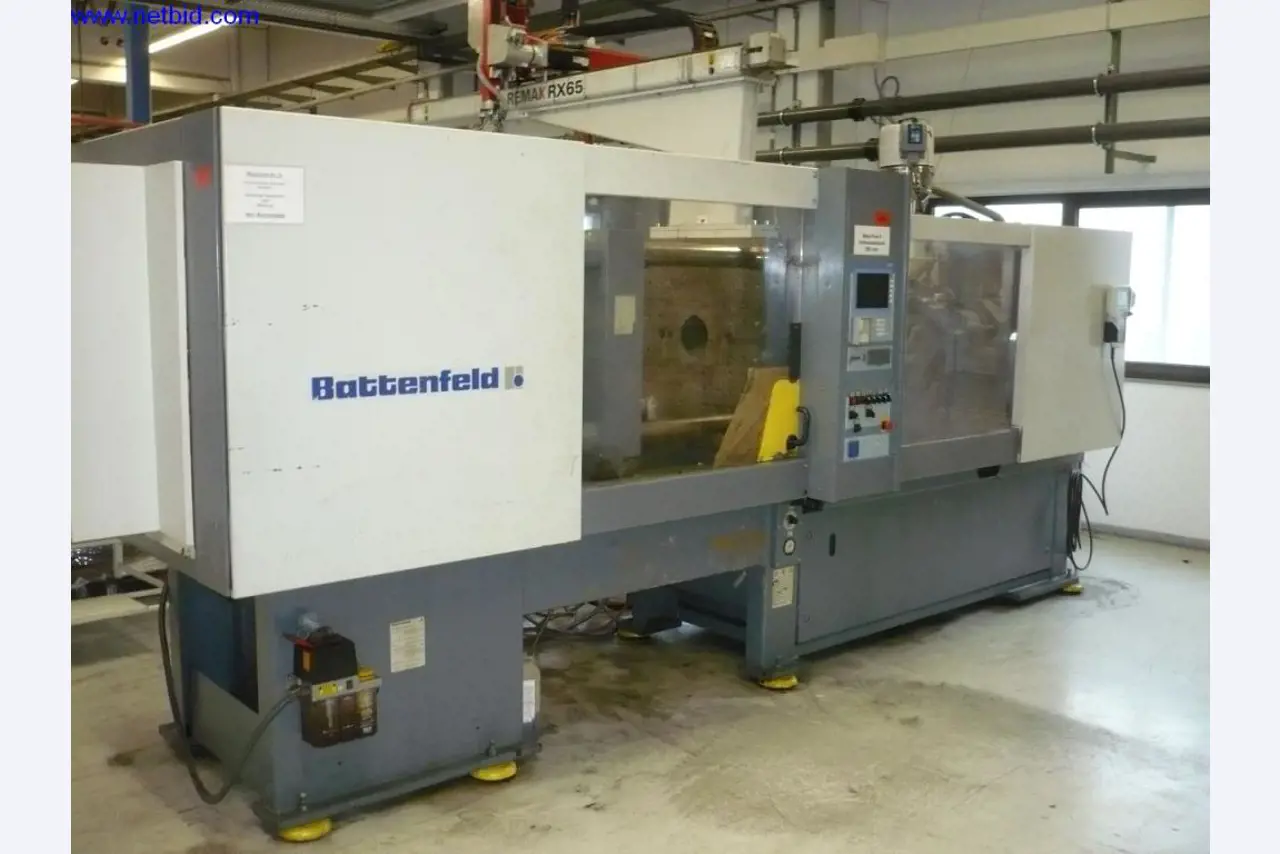 Moldagem por injeção de plástico e máquinas-ferramentas-1