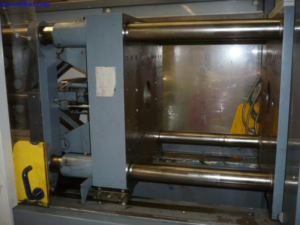 Moldeo por inyección de plásticos y máquinas herramienta-3