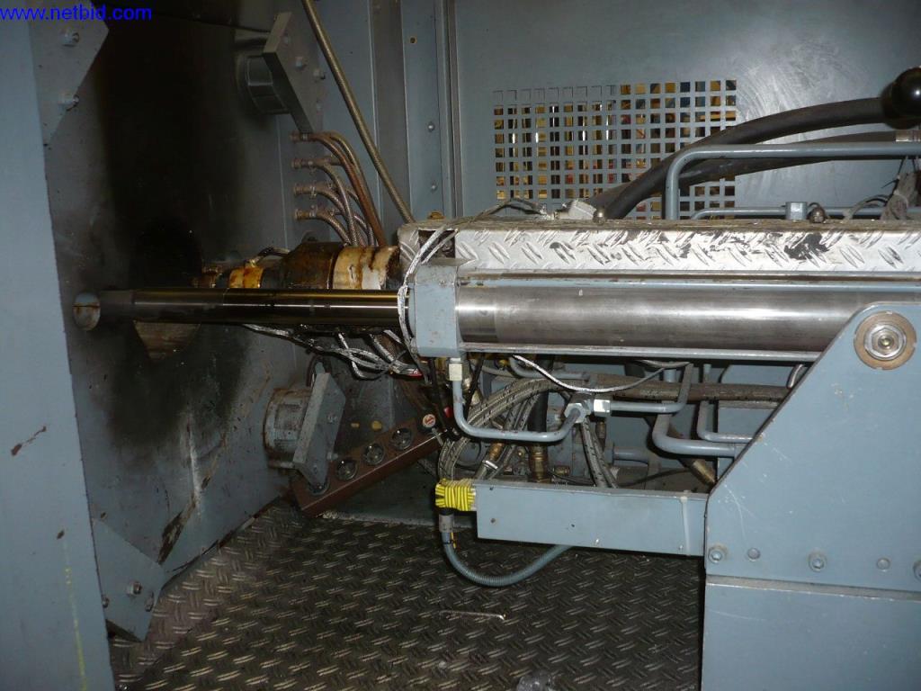 Moldeo por inyección de plásticos y máquinas herramienta-4