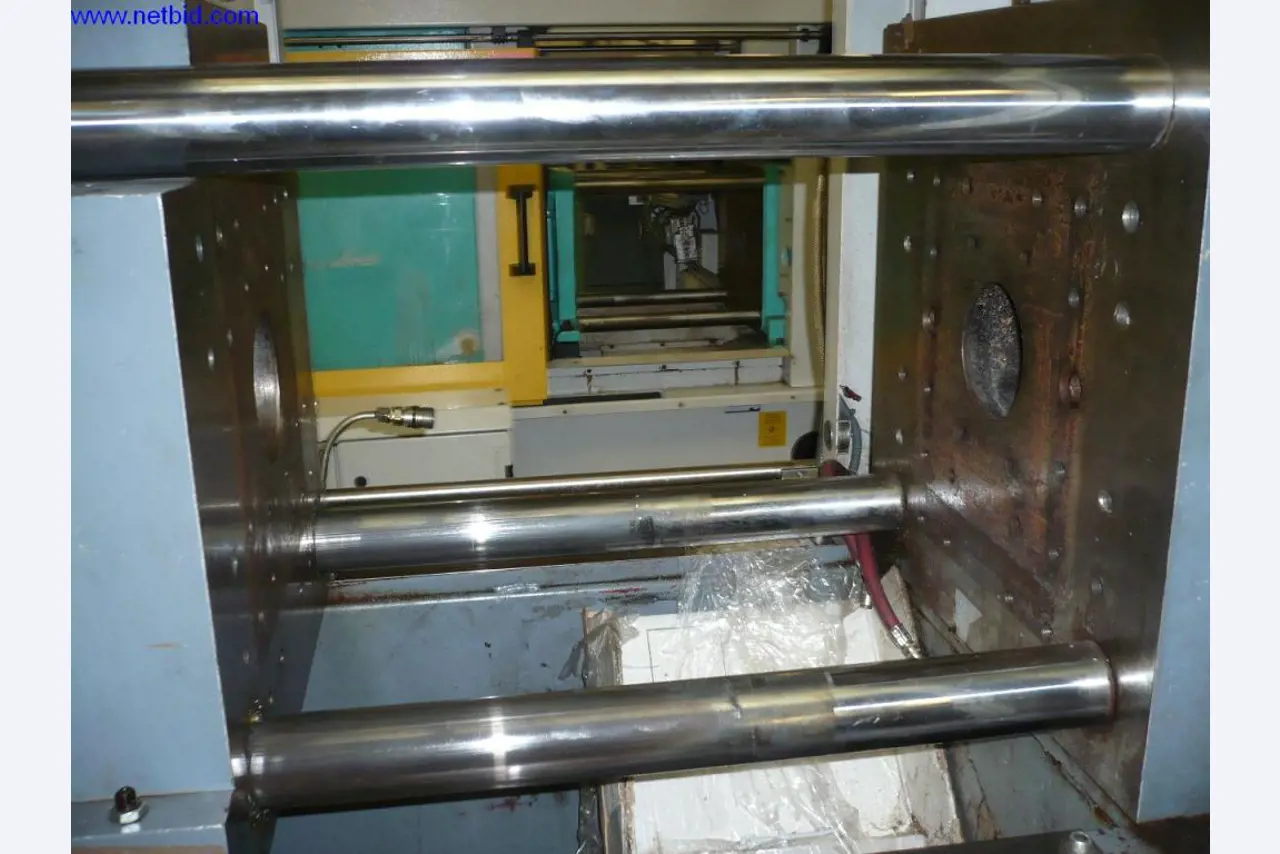 Vbrizgavanje plastike in strojna orodja-2