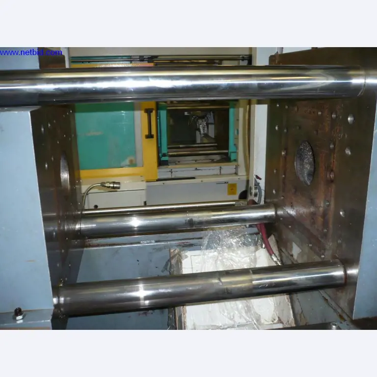 Vbrizgavanje plastike in strojna orodja-2