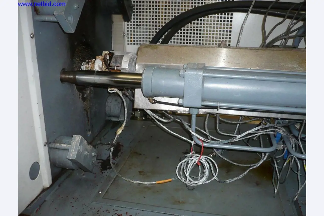 Vbrizgavanje plastike in strojna orodja-3