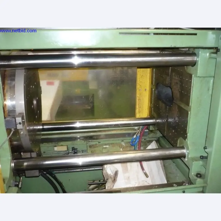 Plastic injection molding machines and machine tools-2