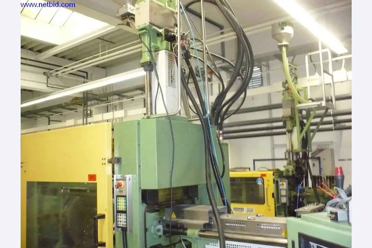 Plastic injection molding machines and machine tools-3